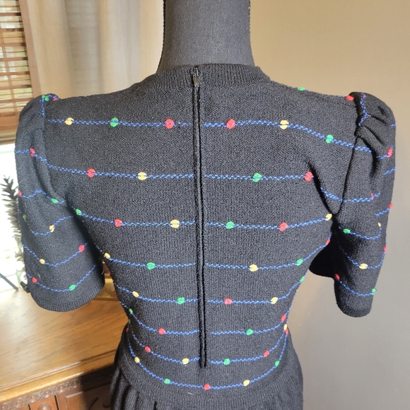 GORGEOUS VINTAGE ADOLFO FOR NEIMAN MARCUS PUFF SLEEVE KNIT DRESS - Picture 3 of 12